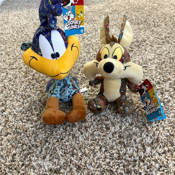 Warner Bros. Other - Warner Bros. Looney Tunes Plush Set - Blue and Brown Road runner @ wile e coyote